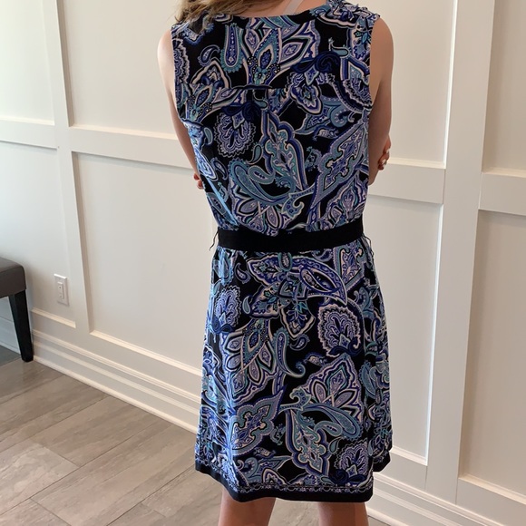 Cute Summer Dress Drapes really nicely on body - Picture 2 of 6